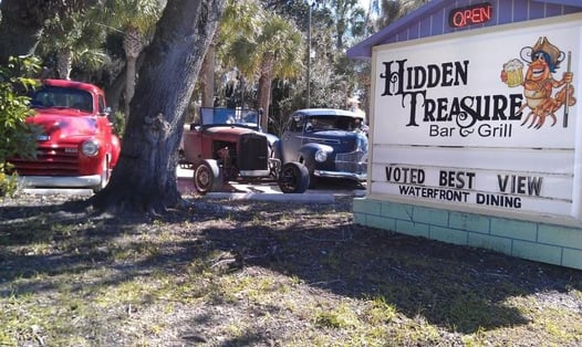 Hidden Treasure Tiki Bar and Grille - New Smyrna Beach Area, FL