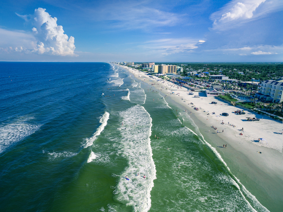 A Holiday Gift That Lasts: A 2026 Getaway to the New Smyrna Beach Area